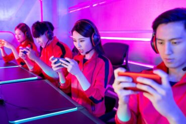 Expert Tips to Improve Your Mobile Gaming Skills Fast